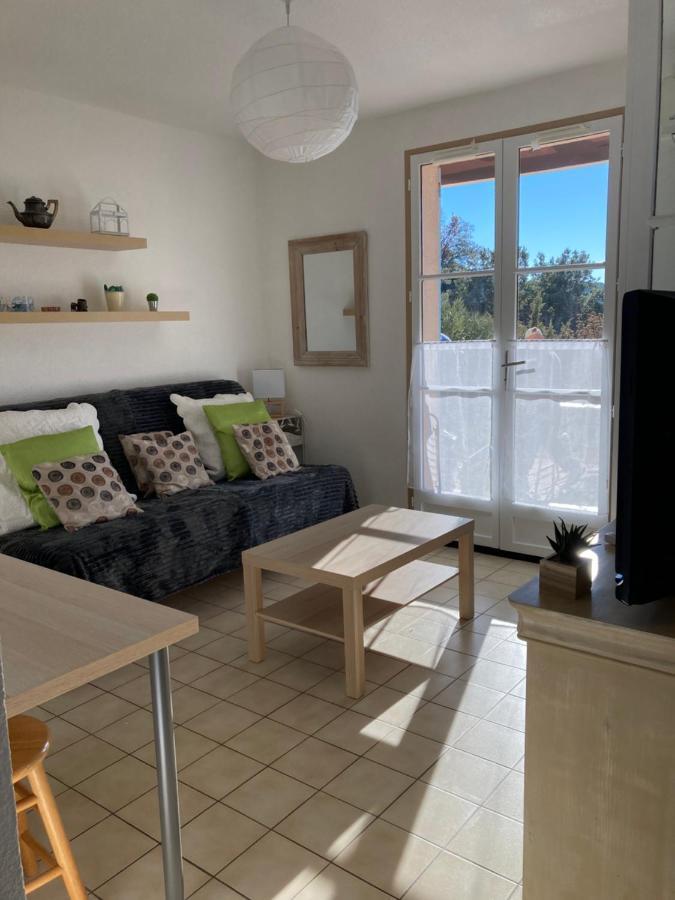 T2 Classé 2* calme au coeur du village provençale Gréoux-les-Bains Extérieur photo